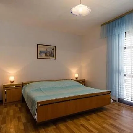 In With Sea View, Balcony, Air Conditioning, W-lan 5055-1 Apartment